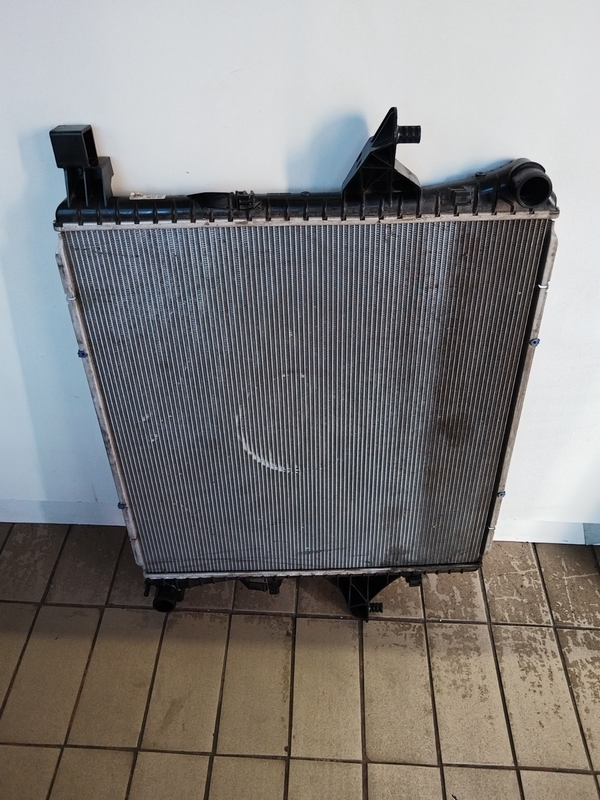 2022 VW AMAROK RADIATOR FOR SALE IN A GOOD CONDITION