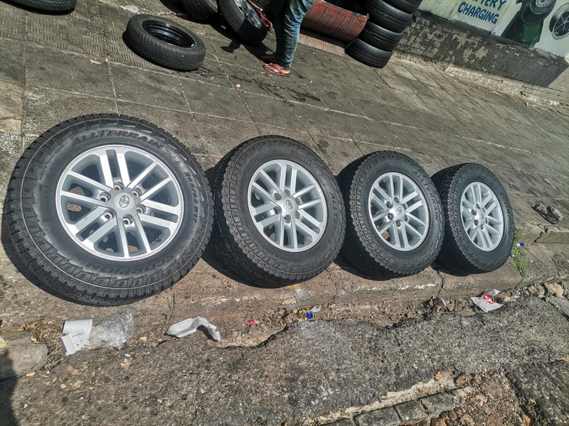 17&#34;inch magrims and tyres for Toyota hilux D4D is available