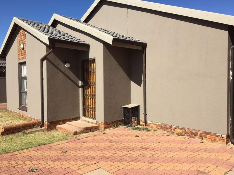 House for sale in Dobsonville, Soweto