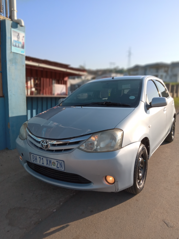 2013 Toyota Etios Hatchback