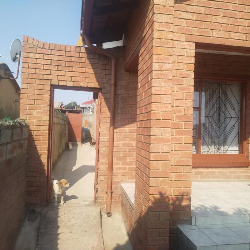 House for sale in Tembisa