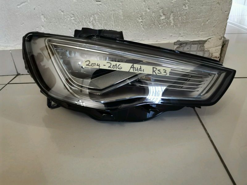 Audi RS3 xenon headlight right side 2014-2016