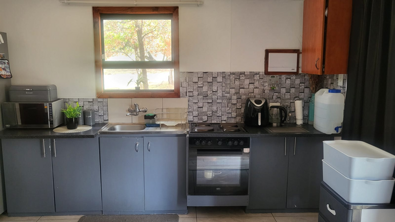 1 Bedroom Cottage to Let (Glen Austin AH, Midrand)