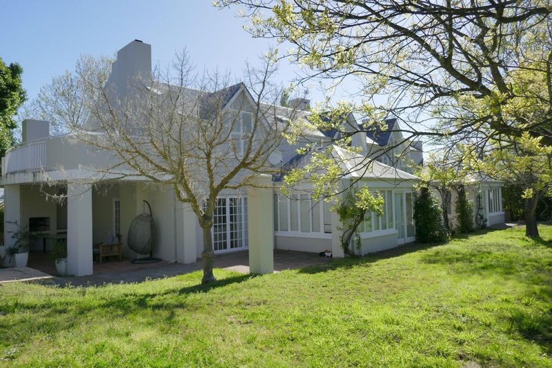 Experience Tranquil Luxury: Family Living in the Heart of La Petite Provence Estate in Franschhoek