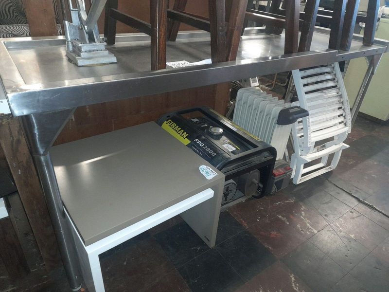 Stainless steel table &#43;chip cutter