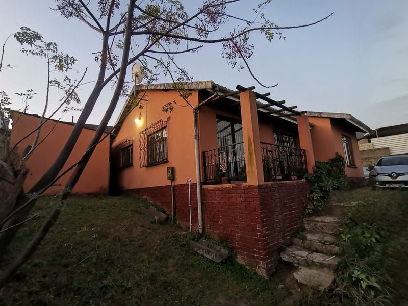 Three Bedroom House For Sale in Umlazi Section Z