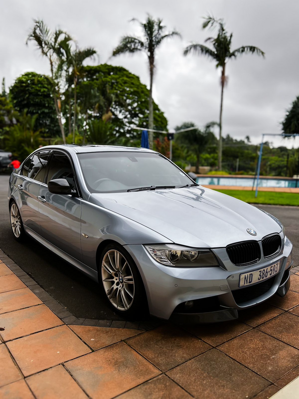 2009 BMW 320i Motorsport