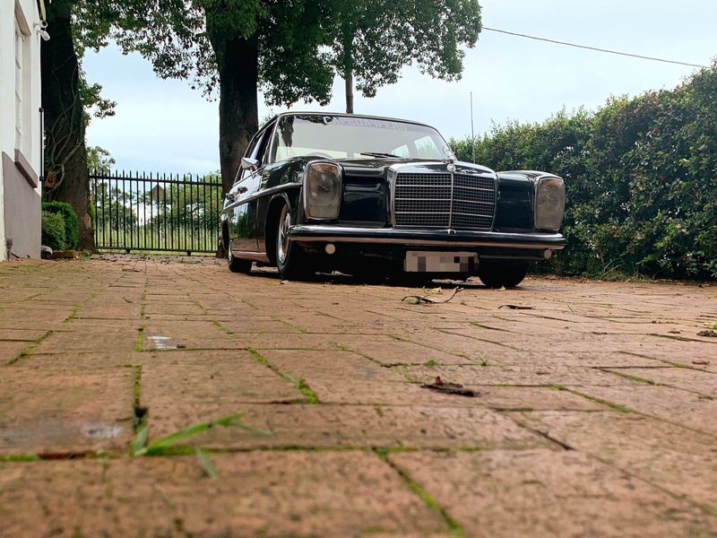 1973 Mercedes 220 W114. Giveaway price!
