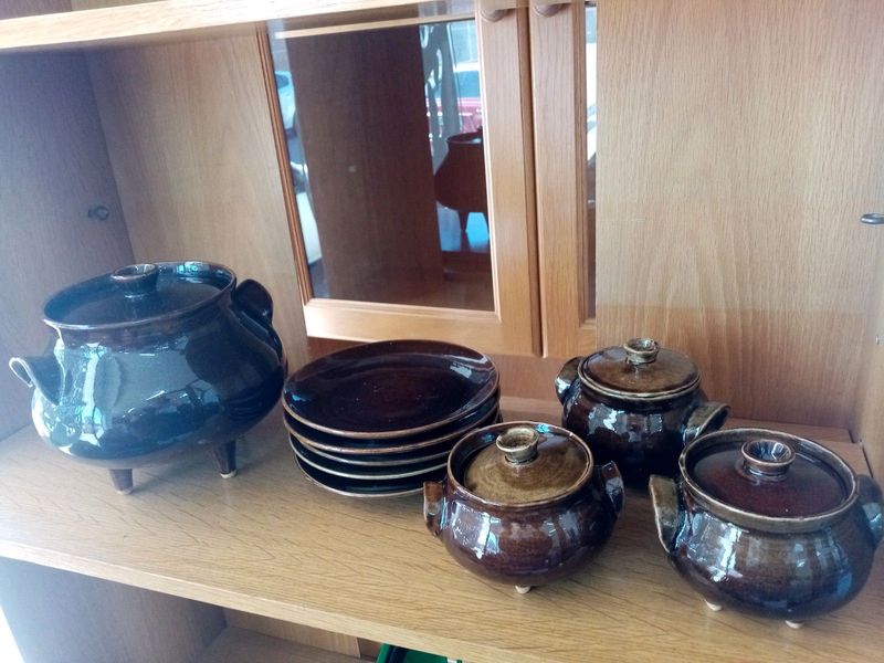 Pottery set R300