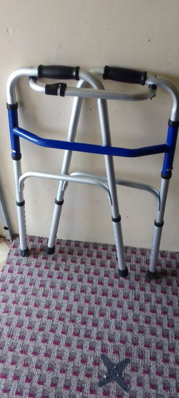 Walker n crutches set