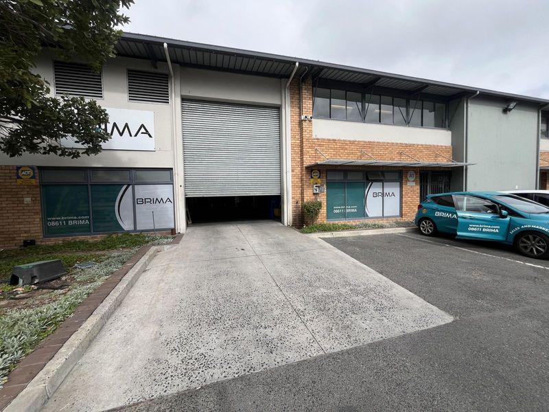 562m² Warehouse To Let in Airport Industrial