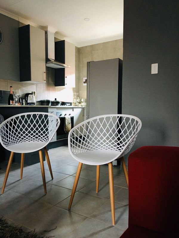 White design house spider chair (620X560X810mm)