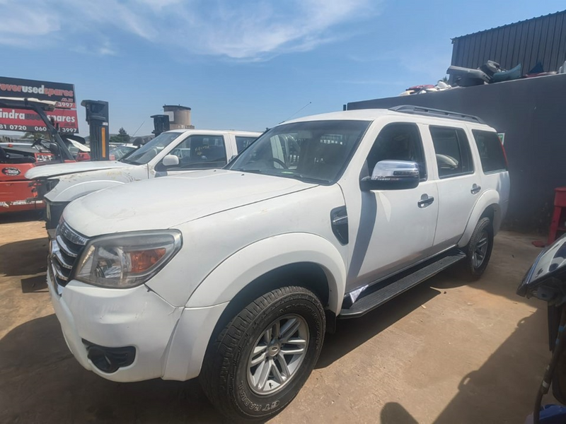 Ford Everest white diesel manual stripping for spares and parts