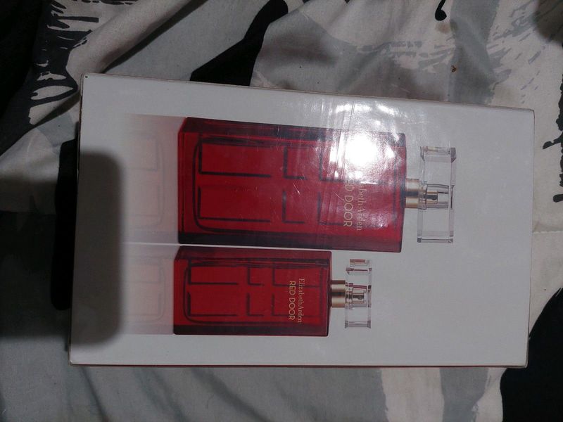 Red Door Perfume set
