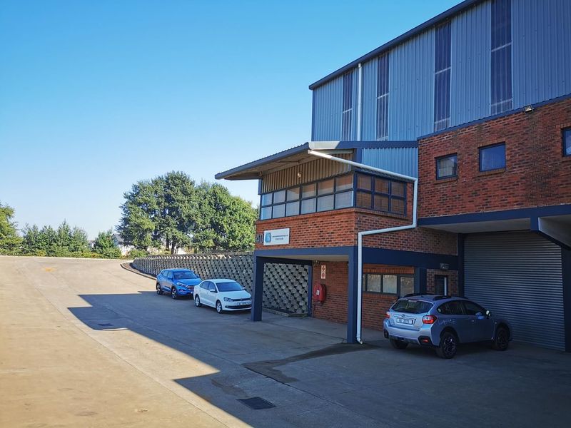 250sqm Industrial Space To Let in Waterfall | Swindon Property