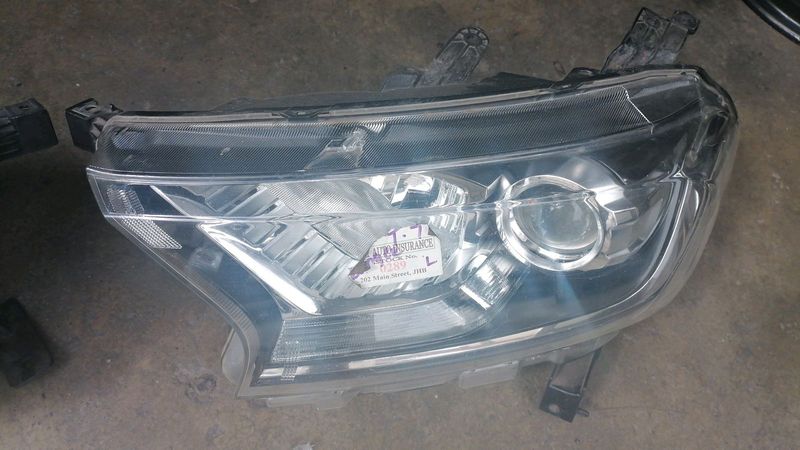 Ford Ranger T7 Headlights in Good Condition For Sale 0718191733&#39;WhatsAp Kato Auto Spares