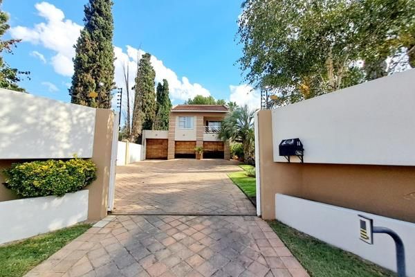 A beautiful Gem with 2 flats in the Heart of Germiston!!