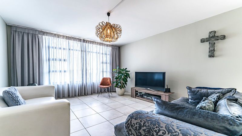 Prime Location - Investment apartment in the Heart of Umhlanga.