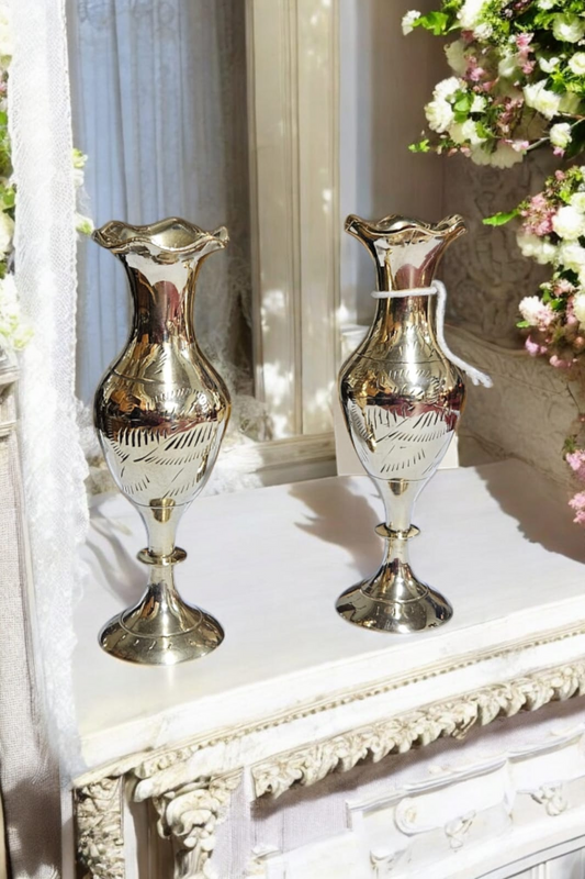 Exquisite charm of this Vintage Pair of brass (13x4x4cm) Scalloped edge vases with engraving detail