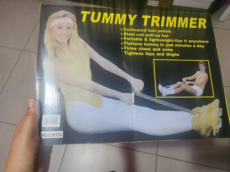 TUMMY TRIMMER: R200 (Negotiable)