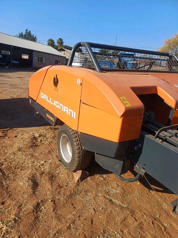 2018 GALLIGNANI 5690 BALER