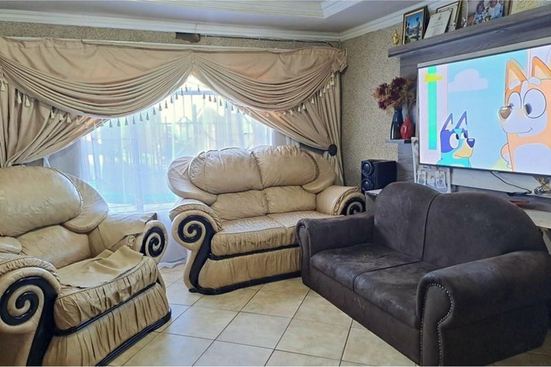 Spacious family home close to all amenities.