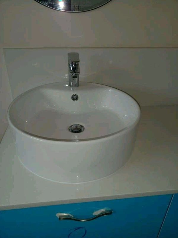 FLOW TEQ PLUMBERS  : 0678730081