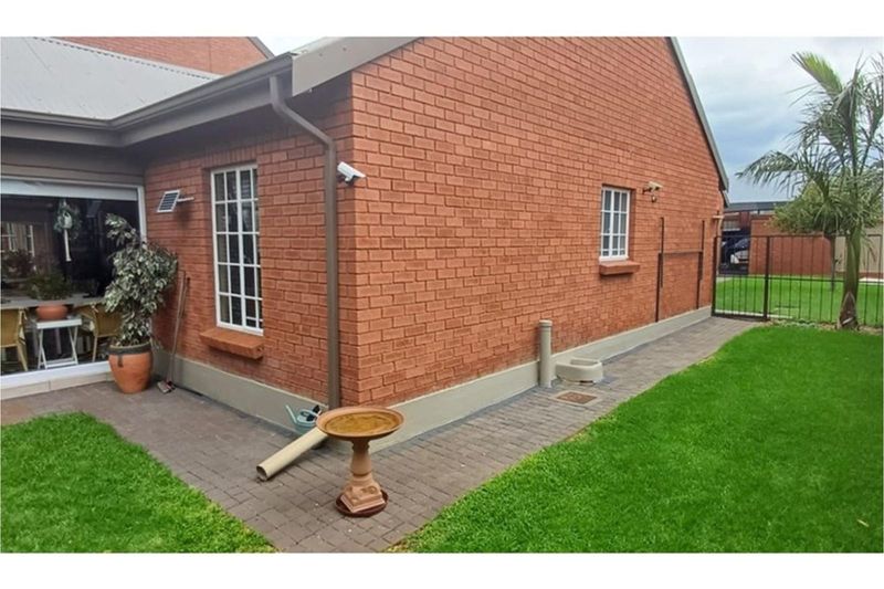 Comfortable and neat family home for sale in Montana, Pretoria