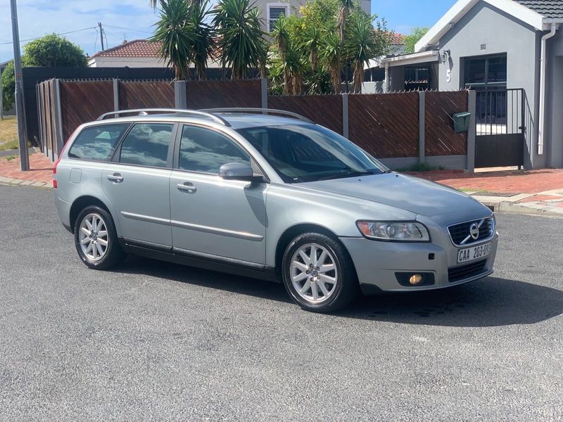 Volvo v50 2.4i