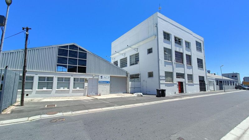 2127sqm Industrial Warehouse FOR SALE in Maitland, Cape Town