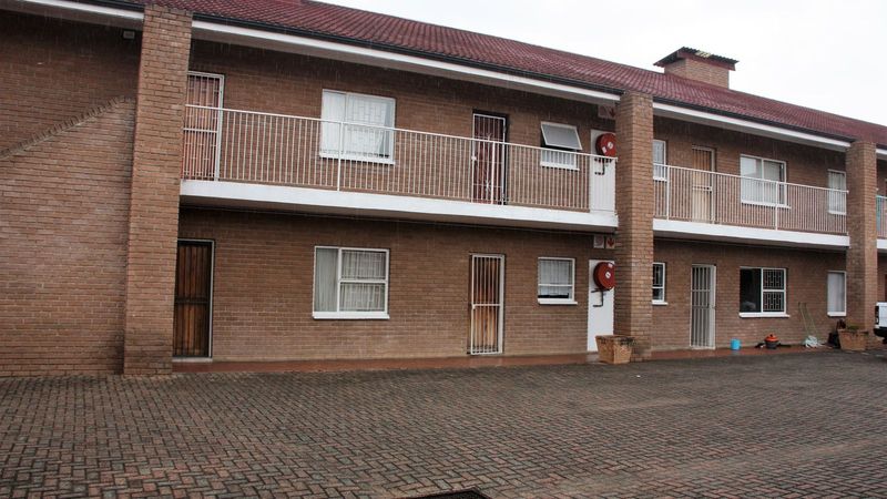 2 Bedroom apartment for Sale in White River