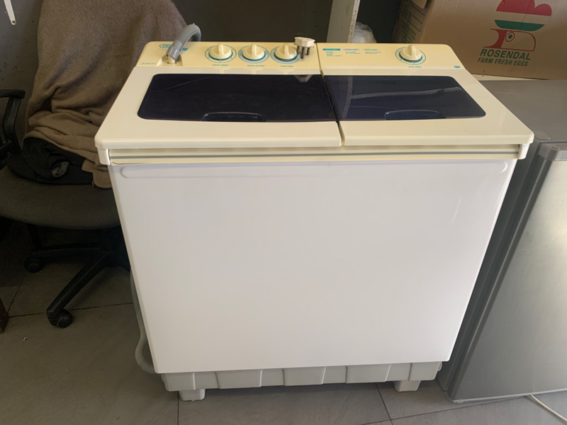 Defy twin tub washing machine for sale