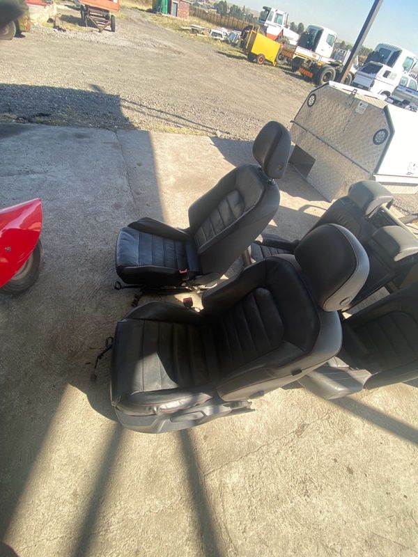 Vw golf 7 seats available