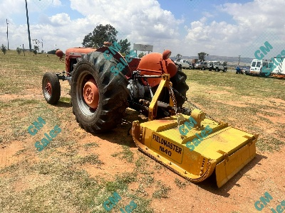 Massey Ferguson Tractor 35 &#43; Slasher