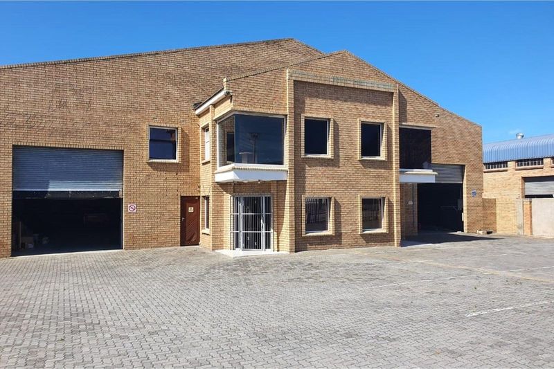 550m2 A Grade Warehouse To Let in Newton Park