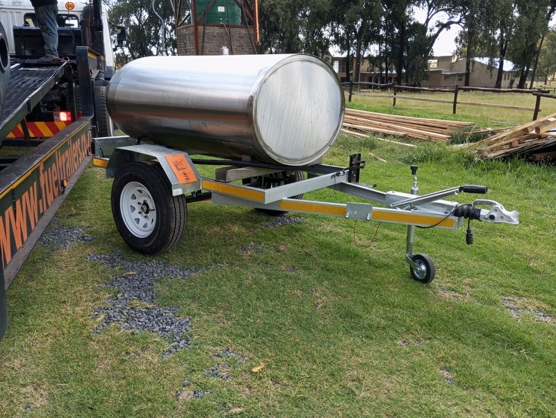 2024 1000 liter stainless steel bowser