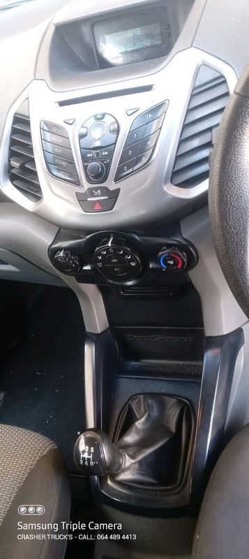 Ford EcoSport Suv . Model : 2016 .Milleage  : 186 532 km .Transmission  : 5 speed manual gearbox