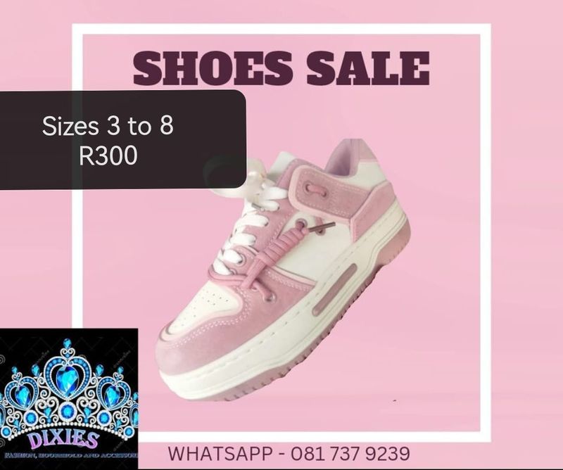 LADIES SNEAKERS