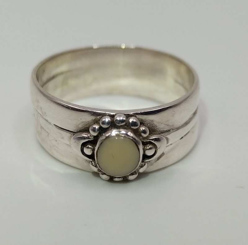 Sterling silver off white stone ring