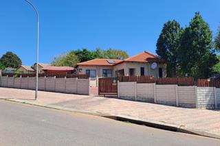 House for rent at The Reeds Centurion West .