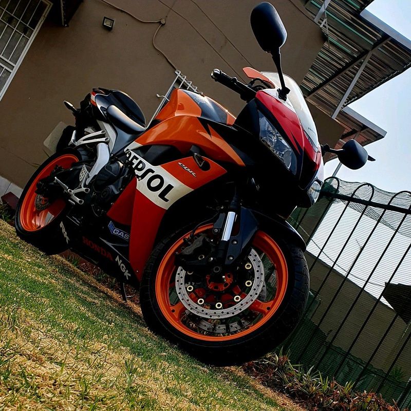 2009 HONDA CBR 600 RR REPSOL