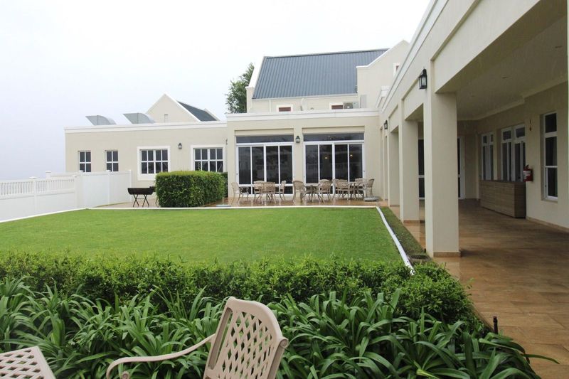 This beautiful retirement home like a 5 star hotel! 2 bed, 2 bath. unit. Somerset West Lifestyle