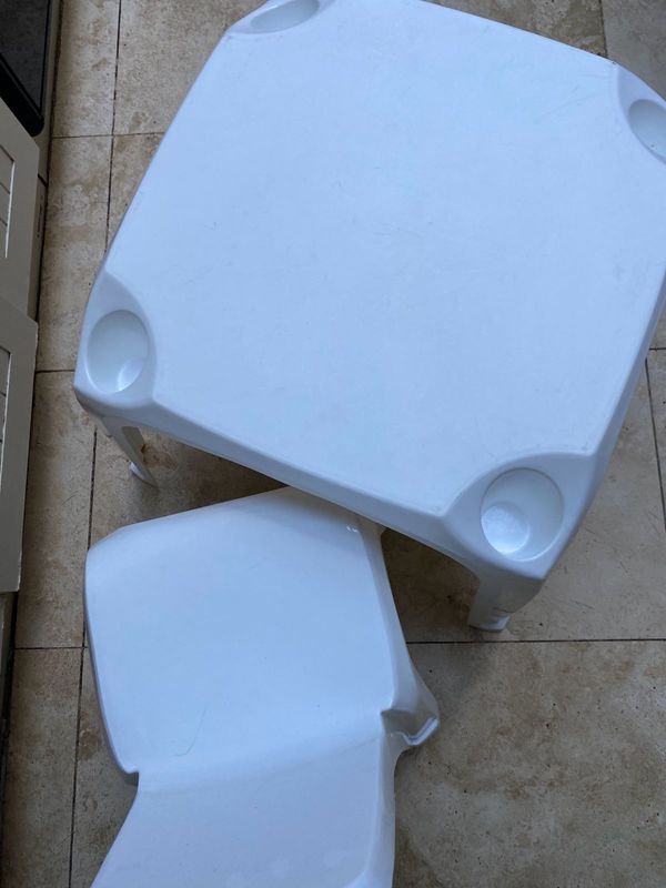 Kids white plastic table and 4 chairs