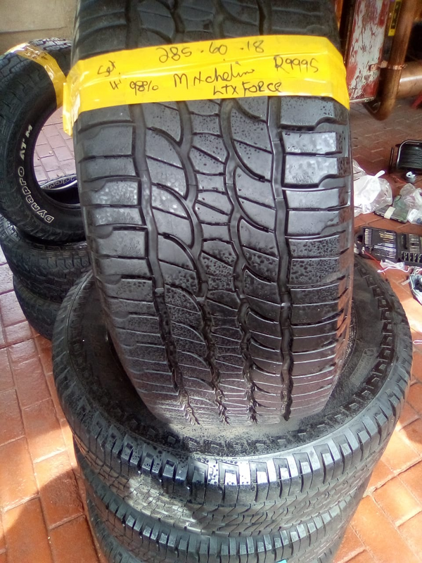 Bakkie...set of 4 Michelin LTX Force AT tyres 285/60/18 98%