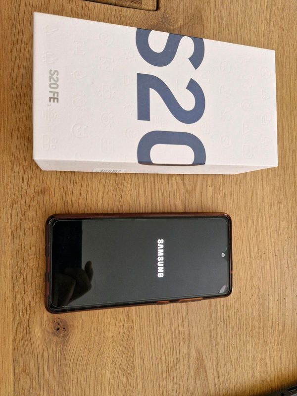 Blue Samsung Galaxy S20 FE, 128 GB