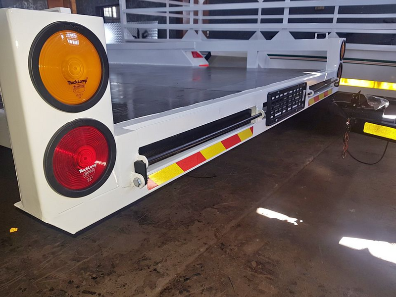 Fleetco 5m double axel with double brake 2.5 ton Car trailer