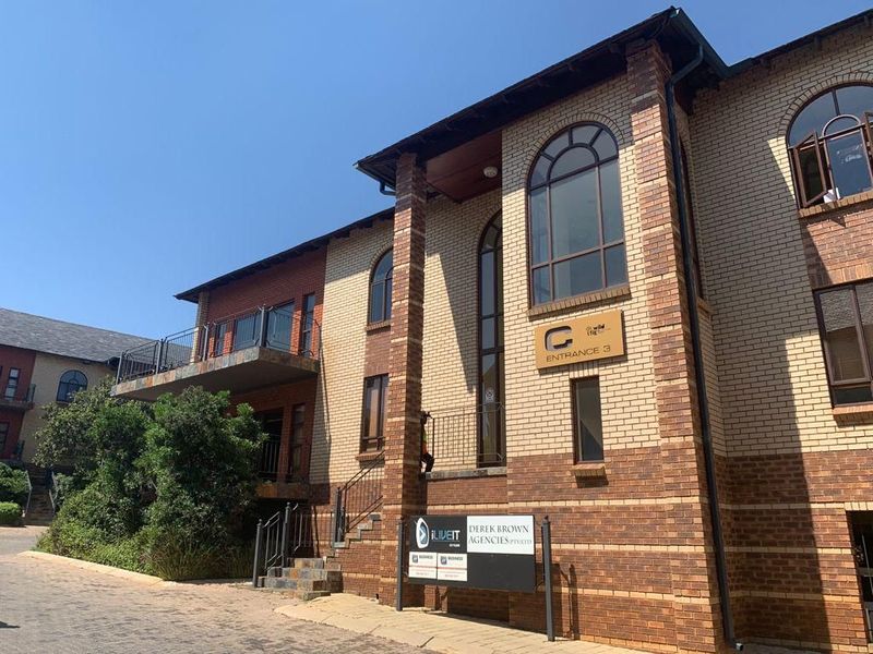 183m² Commercial To Let in Honeydew at R88.00 per m²