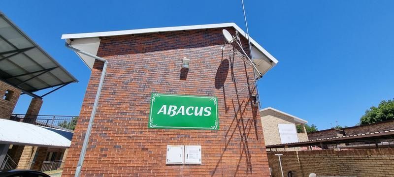 Abacus - 2 Bedroom 1 Bathroom Sharing, Walking Distance from NWU