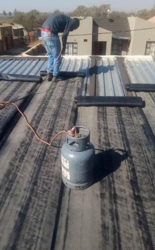 Waterproofing torch on roof repair