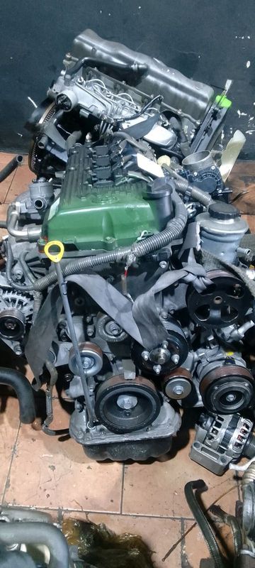 TOYOTA HILUX  (2TR) 2.7 VVTI  ENGINE FOR SALE